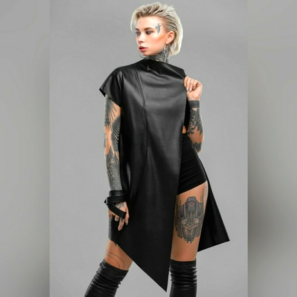 💖 💖 NWT Vegan Leather Asymmetrical Wrap Dress, Black, Size XL - Picture 3 of 10